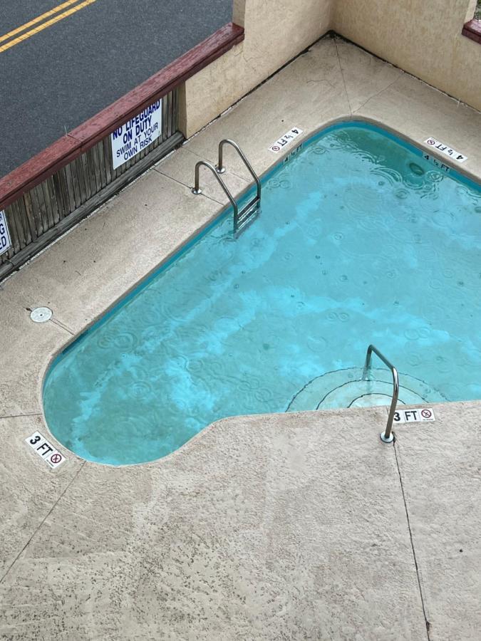 Lovely 2-Bedroom Condo With Pool Myrtle Beach Exterior foto
